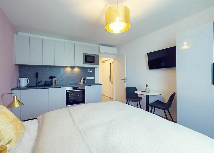 Leonart Living 52 Apartamento